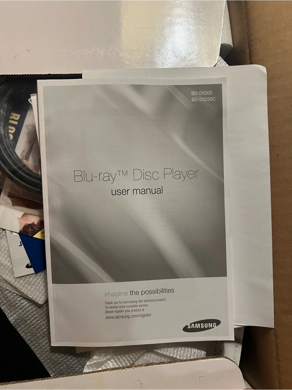 Samsung Silver and White Blu-ray Disc Player User Manual